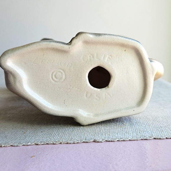 Vtg California Pottery Siamese Cat Figurine with Jewel Eyes - Picture 5 of 7